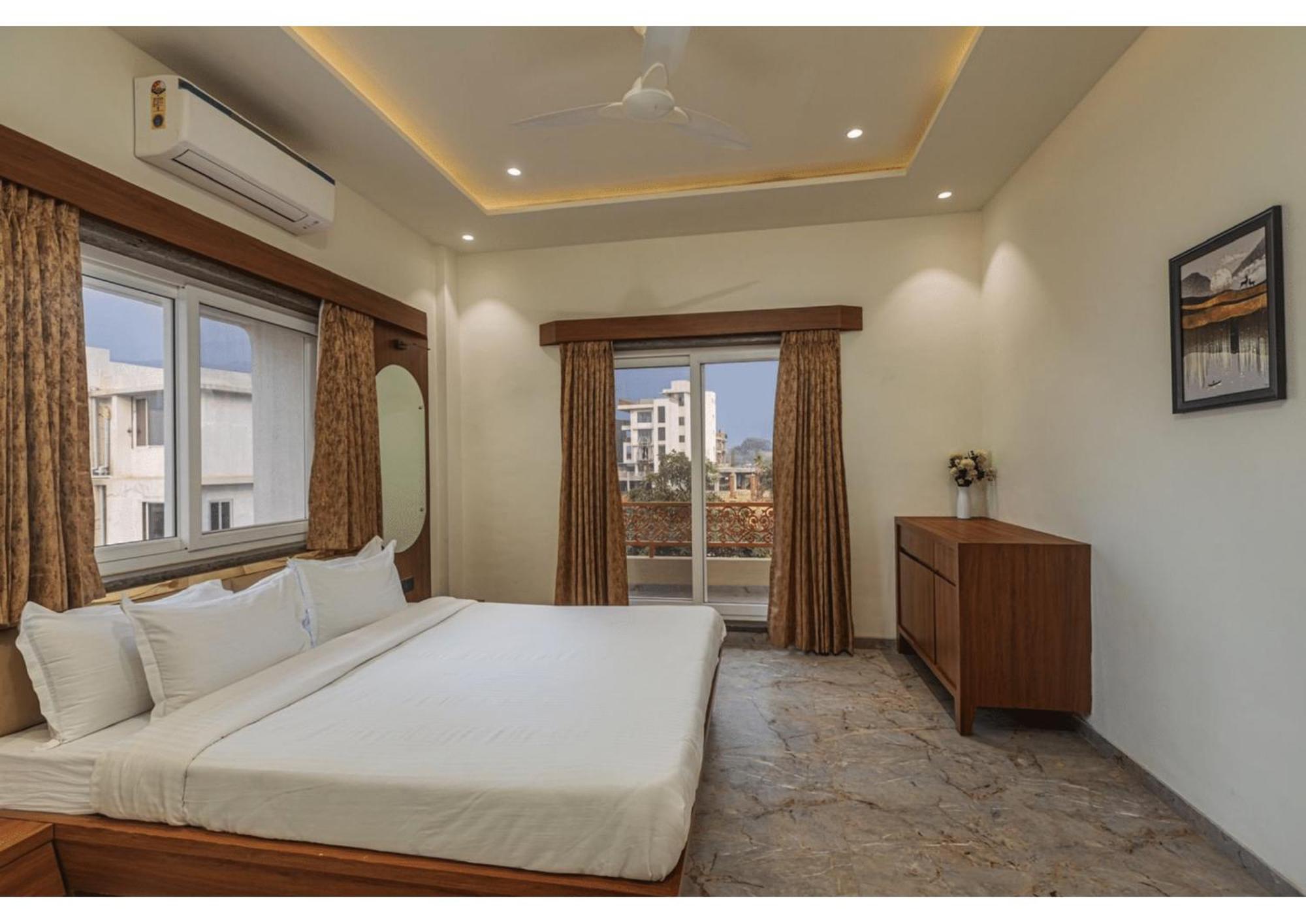 Mountain Glory 8Bhk By Tensorstays, Pool & Theater Igatpuri Exterior foto
